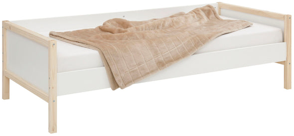 Pat pentru copii Lüttenhütt Janne, din lemn masiv de pin, 90x200 cm - LunaHome.ro