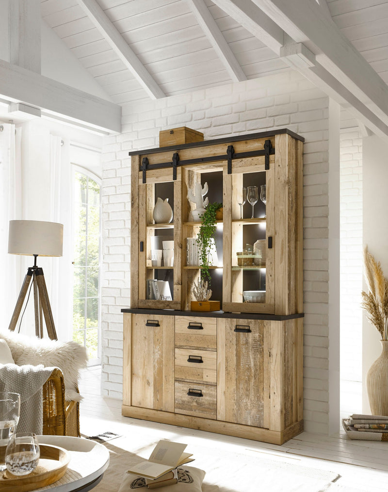 Bufet »SHERWOOD« cu aspect de lemn, cu usi tip hambar, latime 133 cm - LunaHome.ro