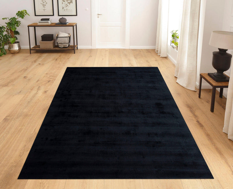 Covor »Soley« din viscoza cu aspect matasos negru - LunaHome.ro