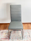 Set 2 scaune cantilever »Cosy« cu husa din piele eco gri, cadru metalic cromat - LunaHome.ro